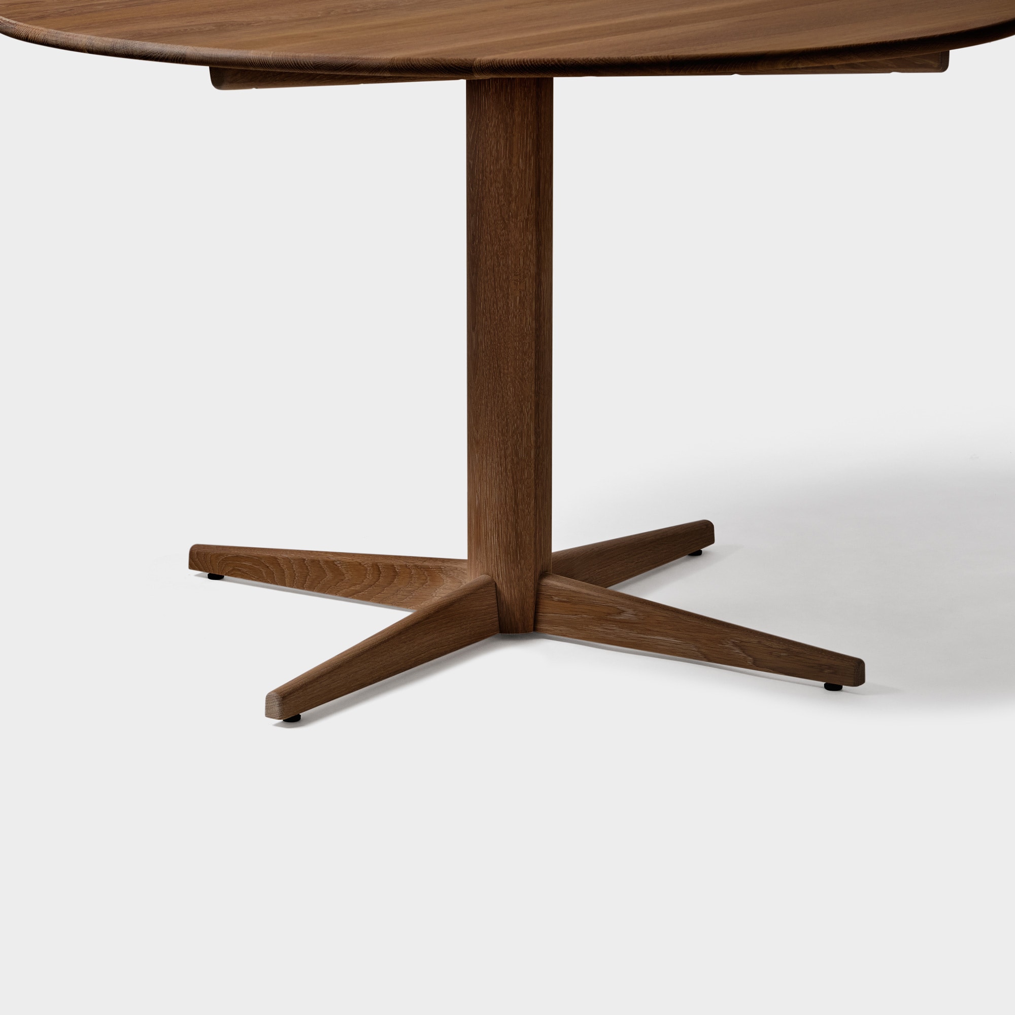 Pelarmatbord Ek 120 cm