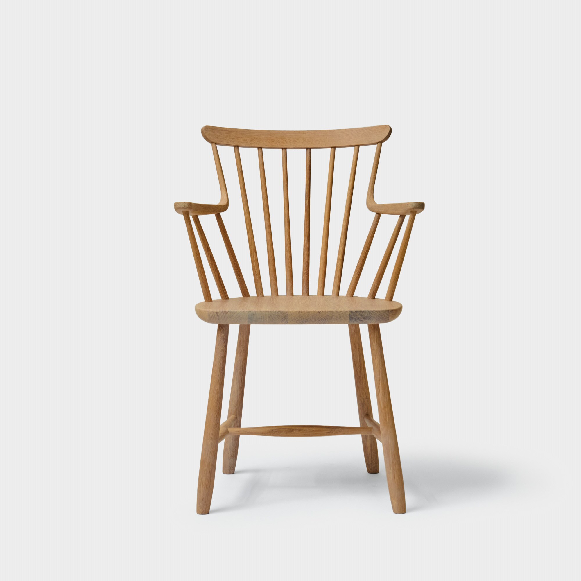 Pinn armchair Oak