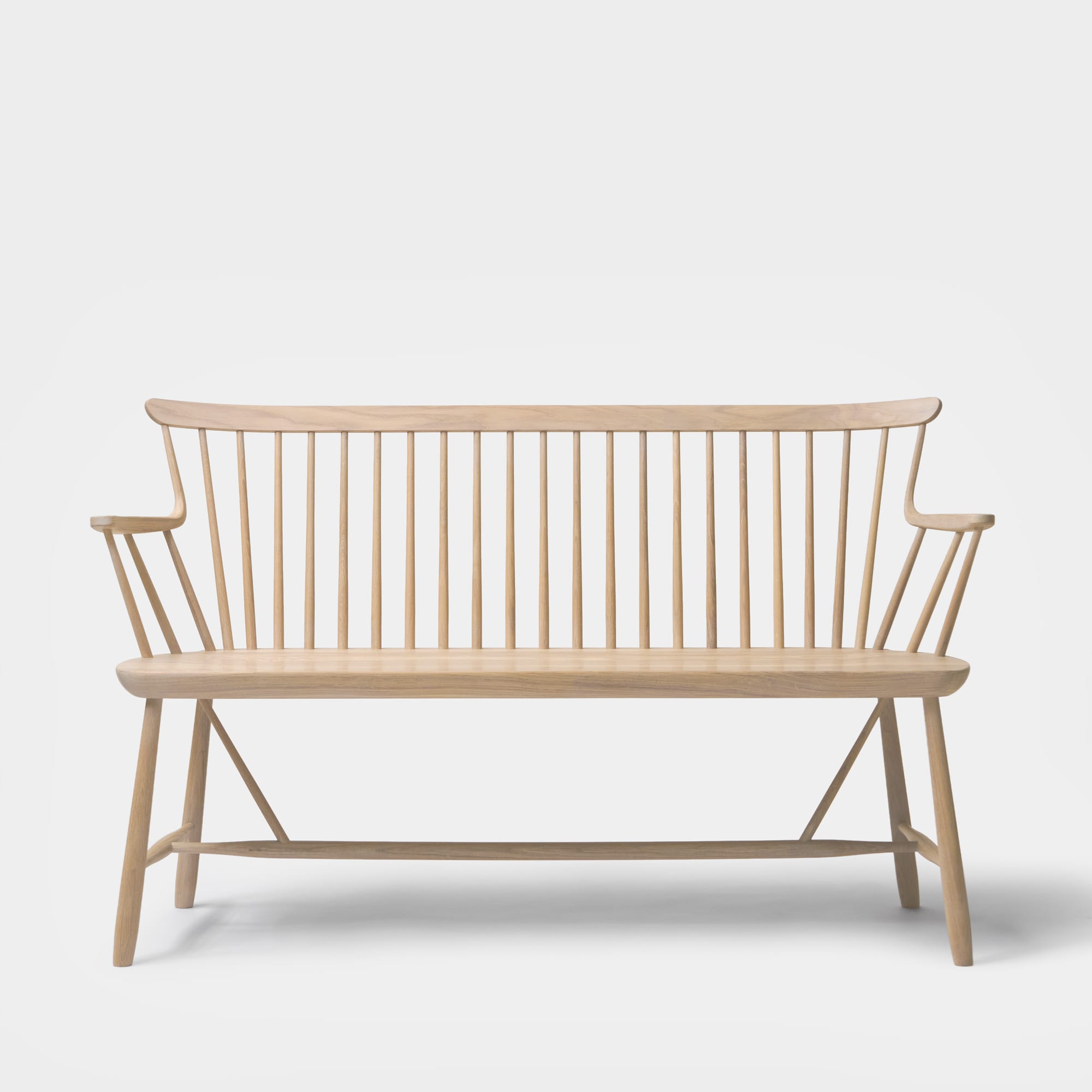 Pinn Sofa Oak