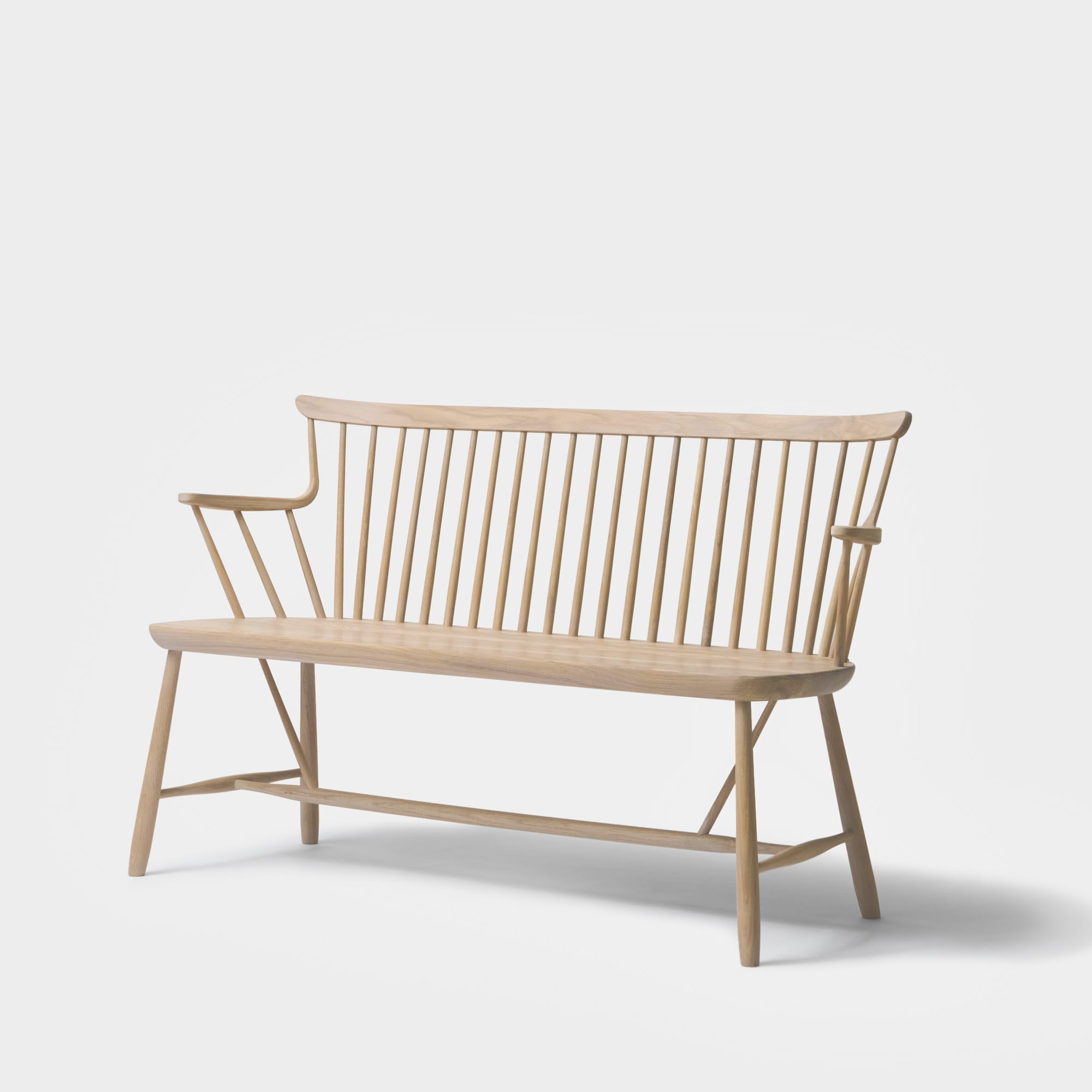 Pinn Sofa Oak