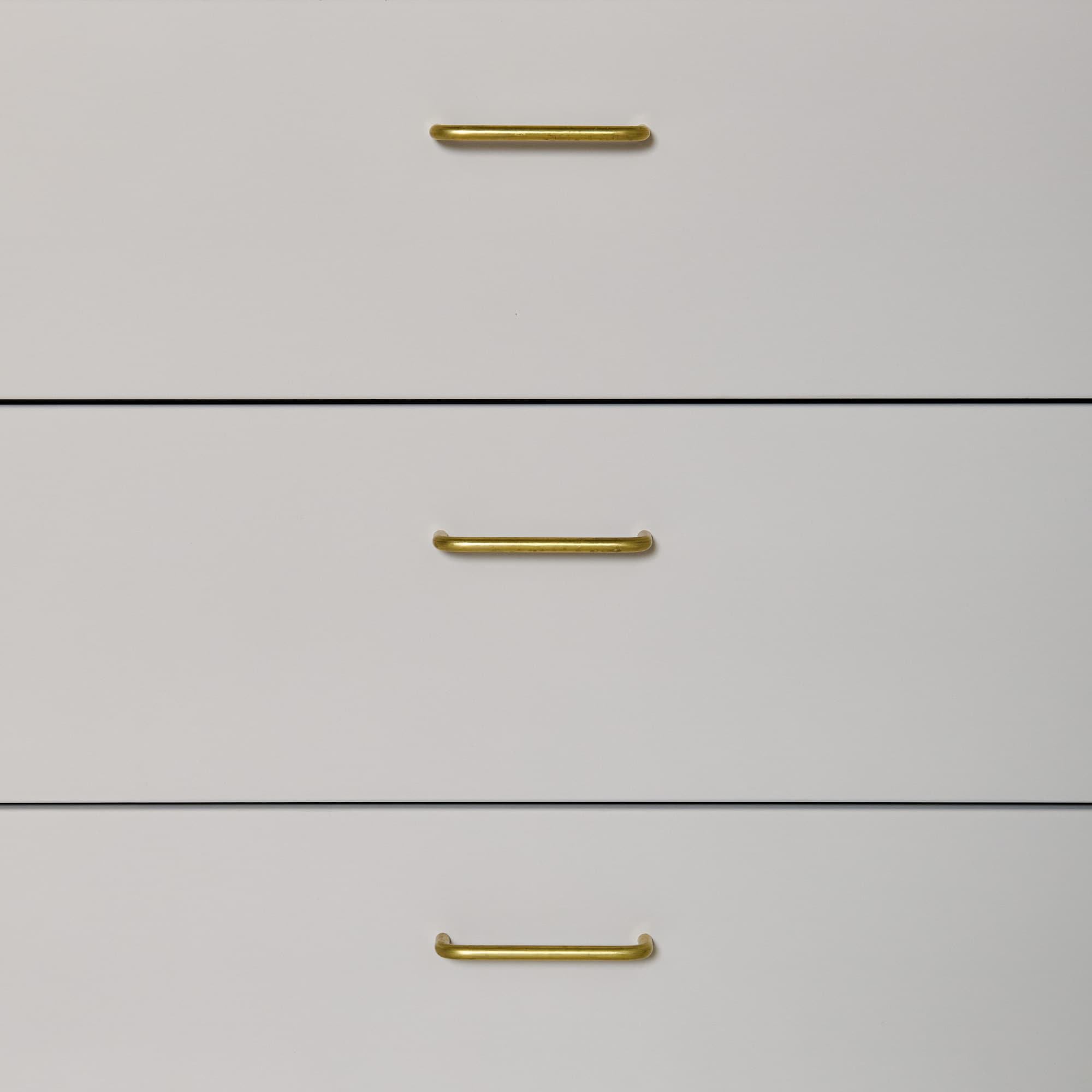 Massiv klädskåp med lådor H10/M2, 38 cm