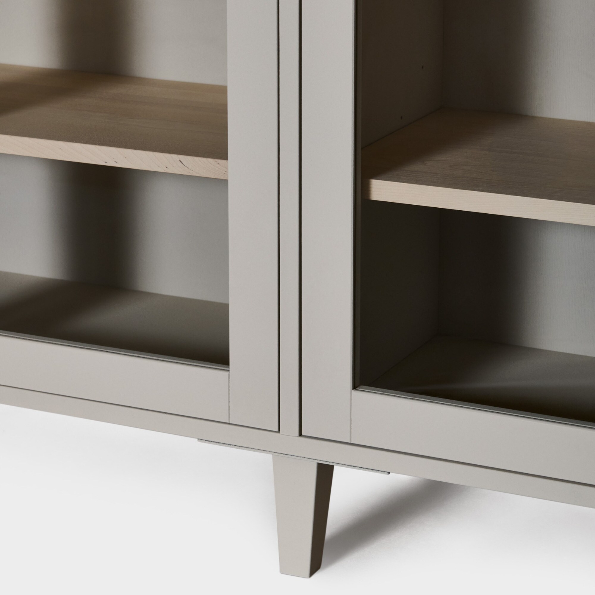 miniMassiv skåp med 4 lådor H3+/M22